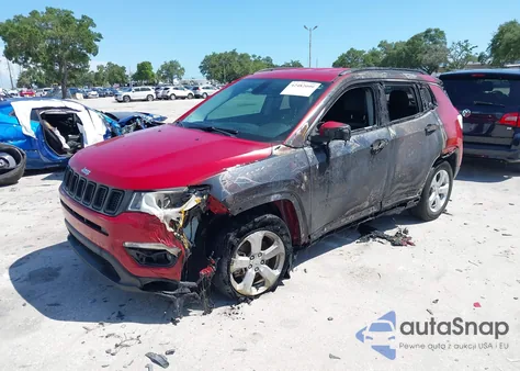 2019 Jeep Compass Latitude Fwd z USA, uszkodzony, nr VIN 3C4NJCBB9KT743488